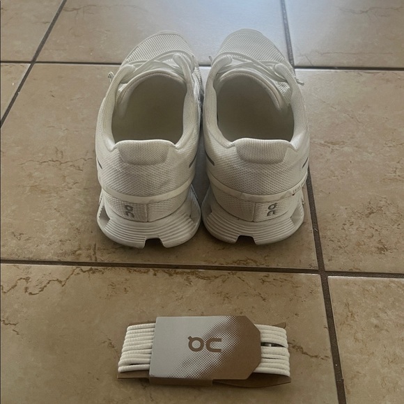 On Cloud white shoes. In great condition. - Picture 17 of 17